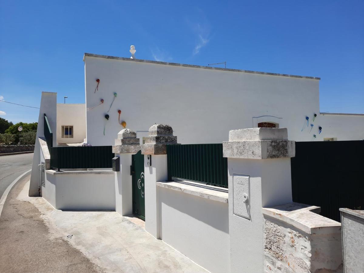 Trulli Donna Isabella 2 Bed & Breakfast Locorotondo Exterior photo